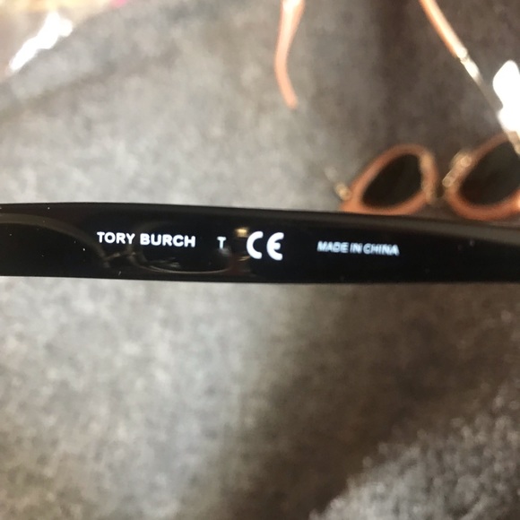 Tory Burch Glasses - Picture 4 of 4